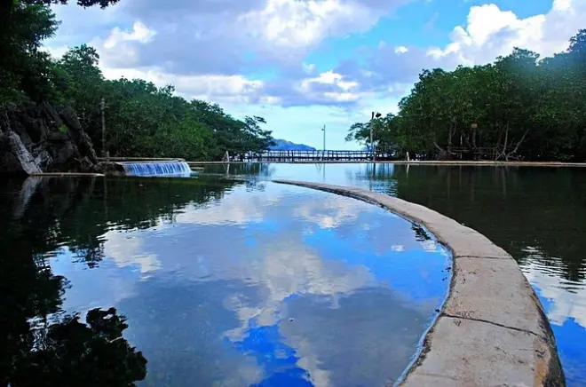Coron Town Tour and Maquinit Hot Spring: Private Guide