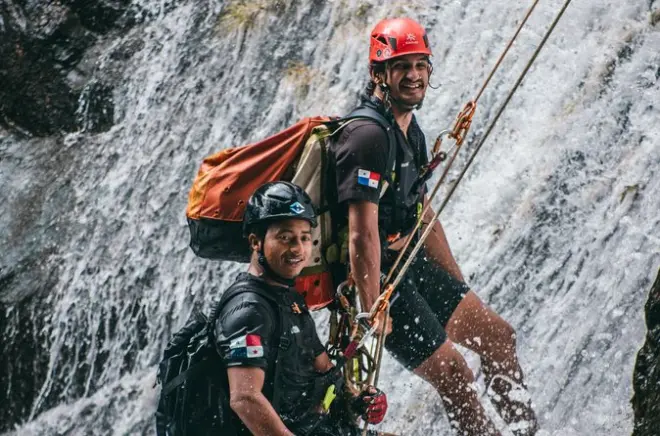 Canyoning in Caldera, Boquete: Rappel waterfalls and caves