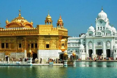 Amritsar tempio d’oro e confine Wagah con guida privata