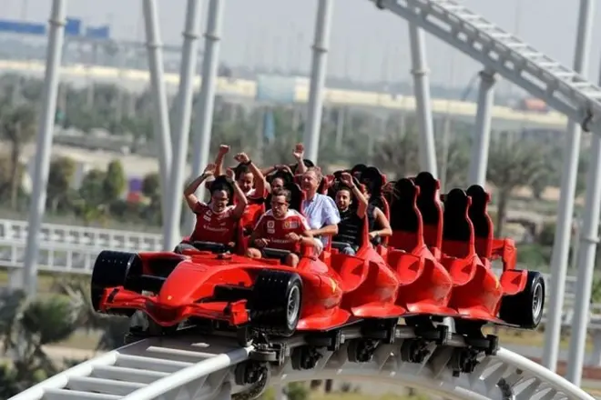 Entradas Ferrari World Abu Dhabi con Formula Rossa y 40+ atracciones