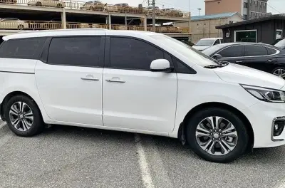Auto privata per 8 persone dall’aeroporto di Porto Alegre all’hotel