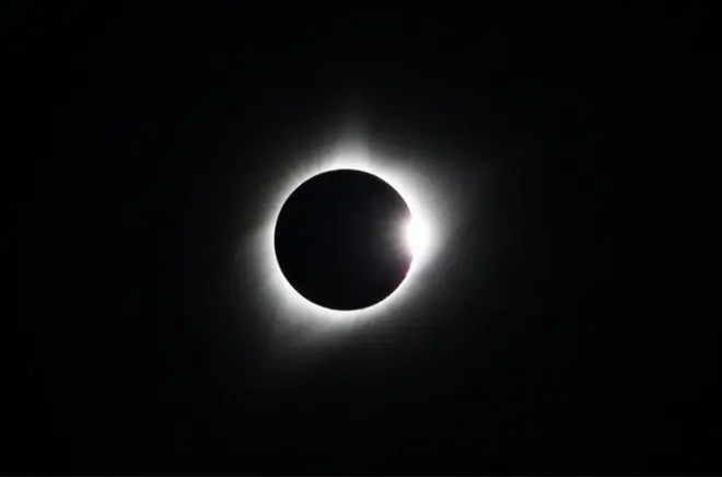 Traslado en bus a Bolafjall para el eclipse solar total 2026