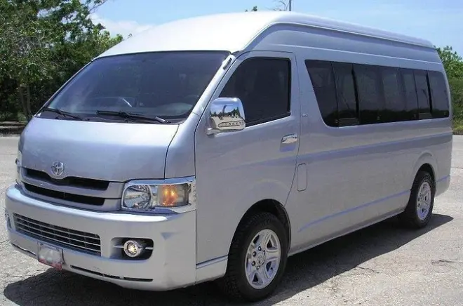 Private Transfer Flores to Tikal: Set Your Own Return Time