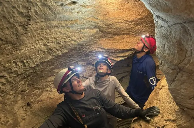 Private Wildhöhlen-Abenteuer in New Mexico: Kriechen & Klettern