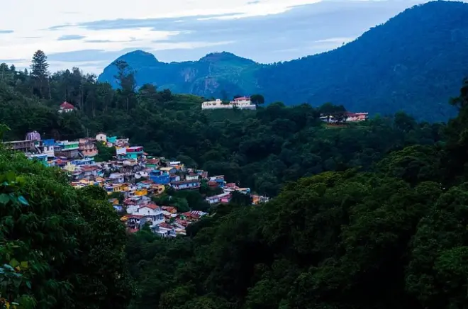 Day trip to Coonoor from Ooty: Guided tour with Droog Fort