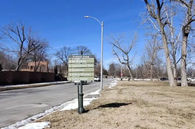 Tour in e-bike a Forest Park: Jefferson Lake e museo d’arte