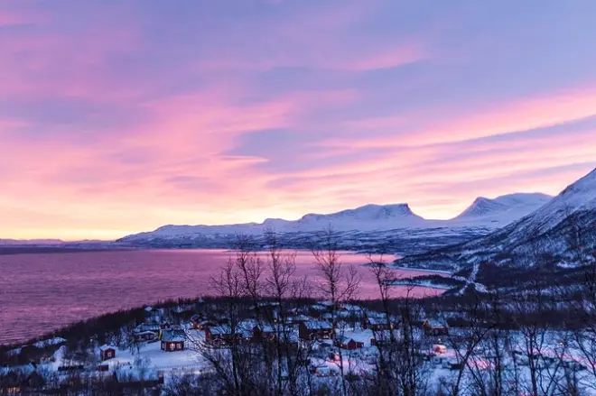 De Kiruna a Abisko: Caminhada pelo cânion e cachoeira no dia