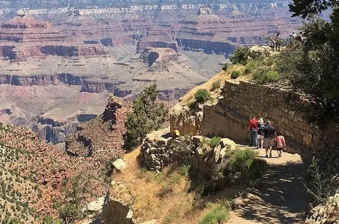 Grand Canyon South Rim hike from Sedona with guide