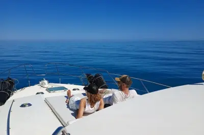 Tour en bateau à Pesaro avec baignade et apéritif : 3 à 6 heures