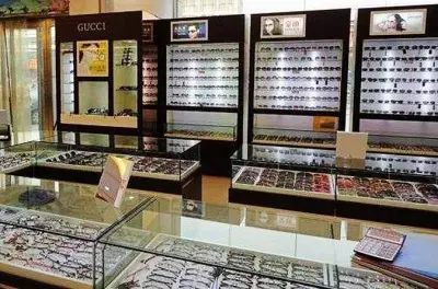 Shenzhen Private Shopping Tour: Luohu, Huaqiang North & Dongmen