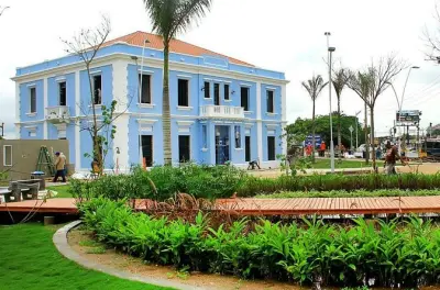 Downtown Barranquilla walking tour: Culture and Caribbean flavors