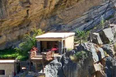 Private Jebel Akhdar tour from Muscat: Mountains and villages