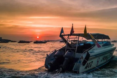 Krabi e le sue 7 isole: nuota, fai snorkeling e goditi il tramonto con guida locale. include pick-up in hotel, cena bbq in spiaggia e nuotata notturna. prenota ora.