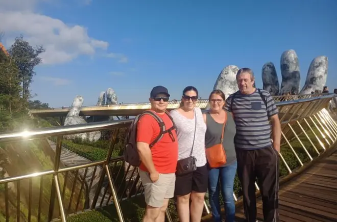 Ba Na Hills e Golden Bridge saindo de Da Nang: Guia particular