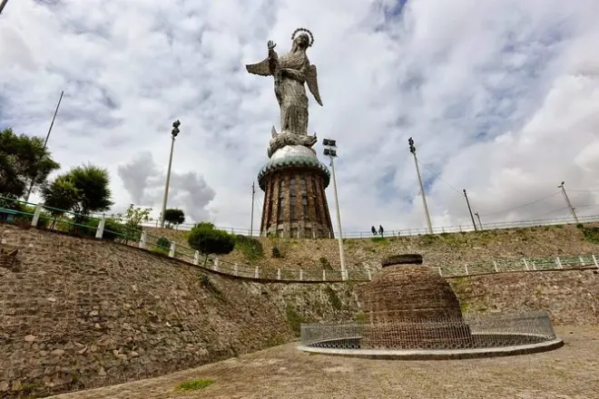 Tour di Quito: Teleferica, equatore e cratere vulcanico