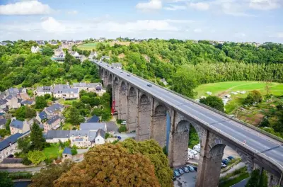 Dinan private walking tour with local guide: 2-hour intro