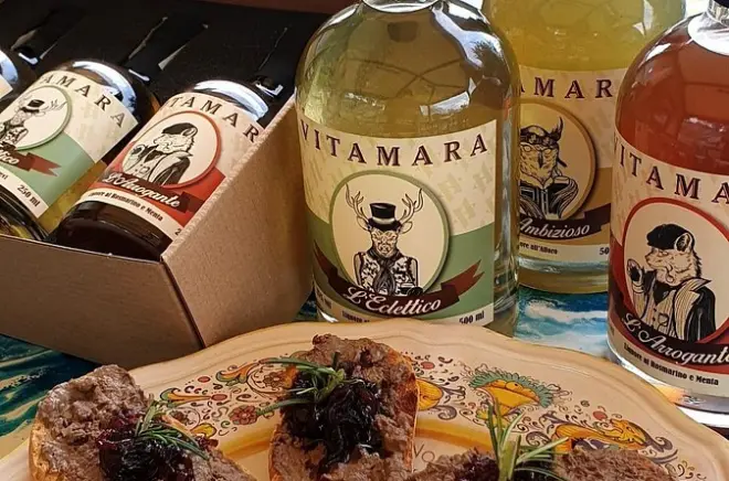 Artisan Liqueur Tasting in Umbrian Countryside: 3 Herbal Spirits
