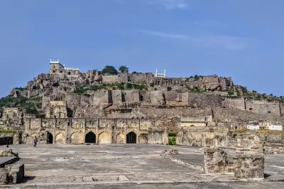 Golkonda Fort und Qutb Shahi Gräber: Königreich der Diamanten