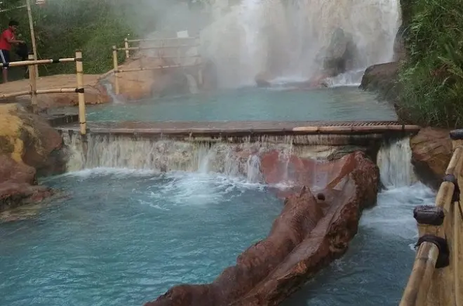 Tangkuban Perahu Crater Tour: Private Guide & Hot Springs