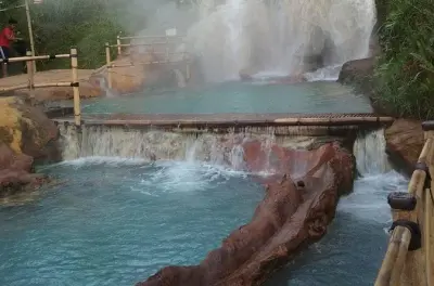 Tangkuban Perahu Crater Tour: Private Guide & Hot Springs