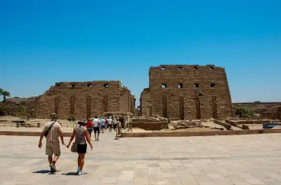 Día completo en Luxor desde Soma Bay: Valle de los Reyes y Karnak