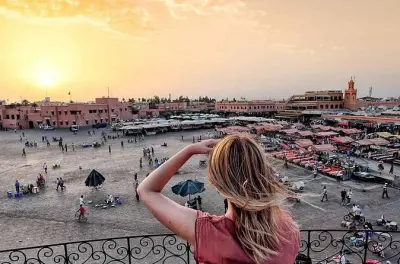 Marrakech saindo de Casablanca: Medina, souks e mesquitas
