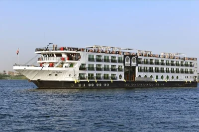 Luxury nile cruise from luxor to aswan: karnak, valley of the kings, philae temple, private egyptologist guide, full board. book your nile adventure now.