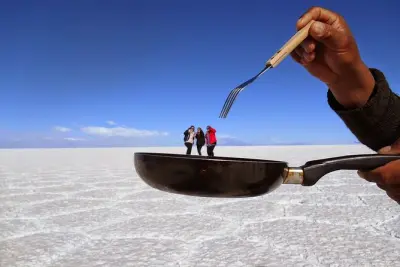 3-tägige Salar de Uyuni Tour: Zugfriedhof bis Geysire