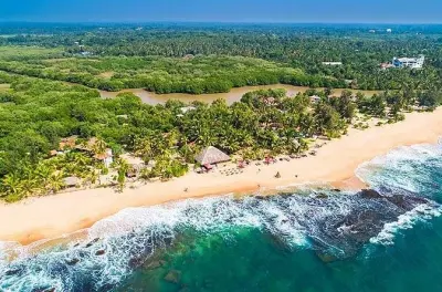 Traslado de táxi de Colombo a Tangalle: Serviço privado de carro