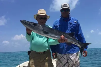 Placencia Riffangeln: Trolling und Spinnfischen
