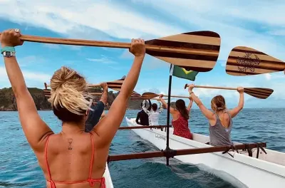 Paddling in Fernando de Noronha: Hawaiian Canoe on 4 km route