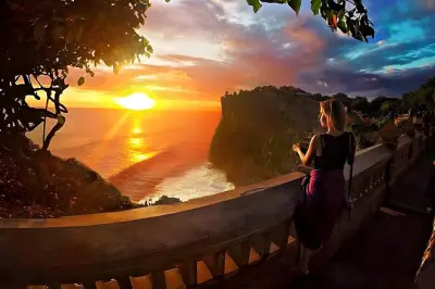 Tour Ubud e Uluwatu al tramonto: Cascata, tempio, cena