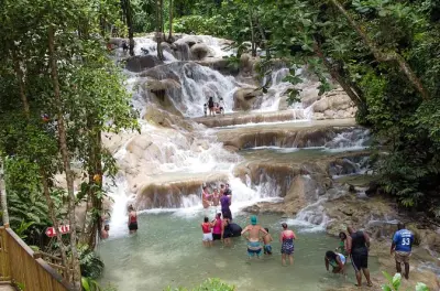 Rafting a Montego Bay: Discesa sul White River con zattera di bambù