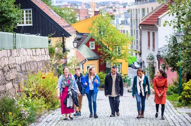 Grünerløkka Private Walking Tour: Oslo's Artist District