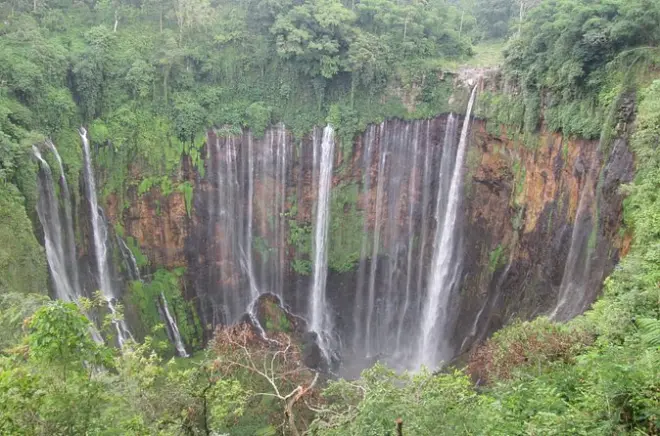 4-Day Bromo Ijen Tumpak Sewu Tour from Surabaya