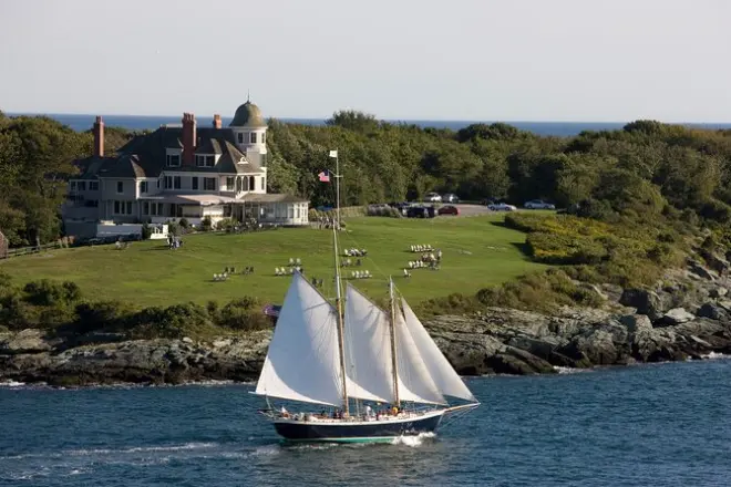 Newport Harbor sail: Pell Bridge, Fort Adams & lighthouses