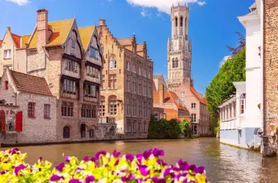 Bruges e Gand tour privato da Bruxelles: Mercedes con guida