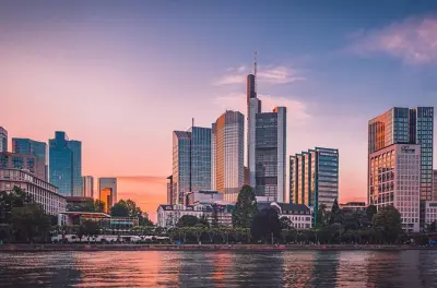 Private Transfer Munich to Frankfurt with 4h Sightseeing