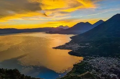 Sonnenaufgangswanderung zum Indian Nose am Atitlán-See, privat