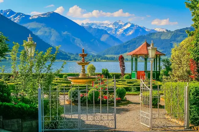 Traslado privado de Salzburg a Kitzbühel, Zell am See e Innsbruck