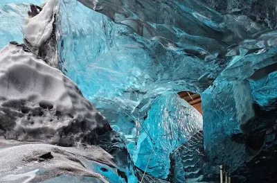Visite des grottes de glace depuis Jökulsárlón : Exploration du glacier Vatnajökull