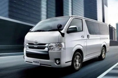 Arrive in acapulco stress-free with private airport transfer to your hotel. includes pickup, bottled water, and friendly local driver. book now for easy travel.