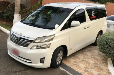 Airport Transfer MBJ to Ocho Rios: Scenic Drive with Driver-Guide