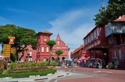 Johor Bahru to Malacca Private Transfer: Door-to-Door MPV