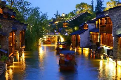 Wuzhen Water Town Private Night Tour from Hangzhou
