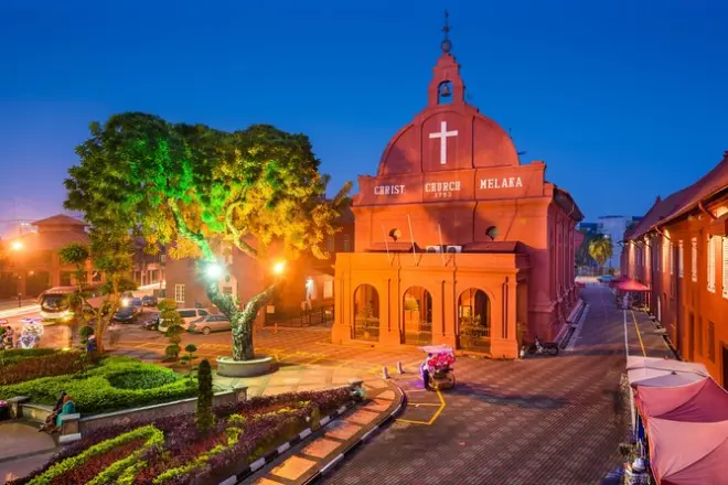 Johor Bahru to Malacca Transfer with City Tour: Private Chauffeur