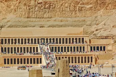 Luxor depuis le port de Safaga : Guide privé, cinq temples
