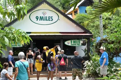 Bob Marleys Nine Mile & Dunn's River Falls ab Falmouth