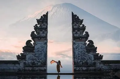 Lempuyang Temple & Tegalalang Rice Terraces Bali Photo Tour