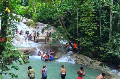 Dunn's River Falls ab Ocho Rios: Wanderung zum Gipfel